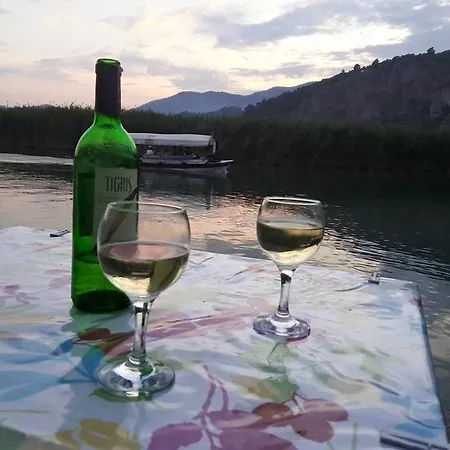 Zakkum Ξενοδοχείο *