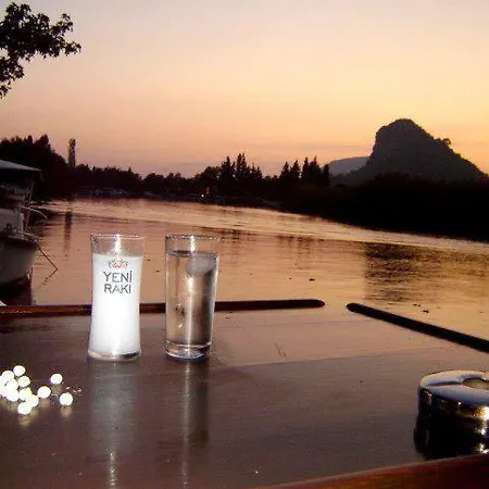 Zakkum Guest house *